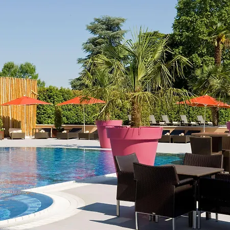 Szálloda Hilton Les Bains Évian-les-Bains