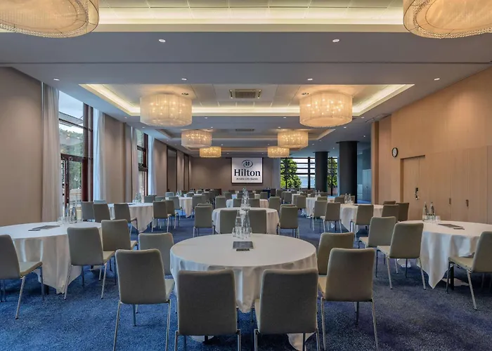 希尔顿伊凡乐班酒店 4*