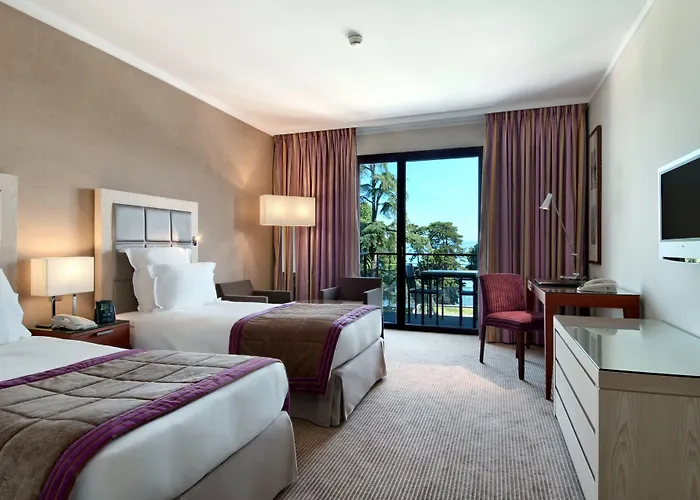 希尔顿伊凡乐班酒店 酒店 4*