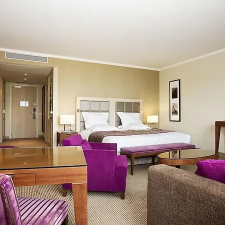Hotel Hilton Les Bains 4*