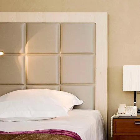 Hotel Hilton Les Bains 4*