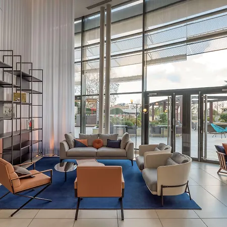 Ξενοδοχείο Hilton Les Bains 4*