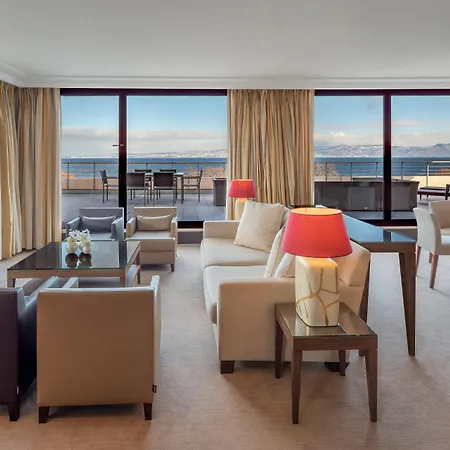 Hilton Les Bains Ξενοδοχείο Εβιάν-λε-Μπαιν