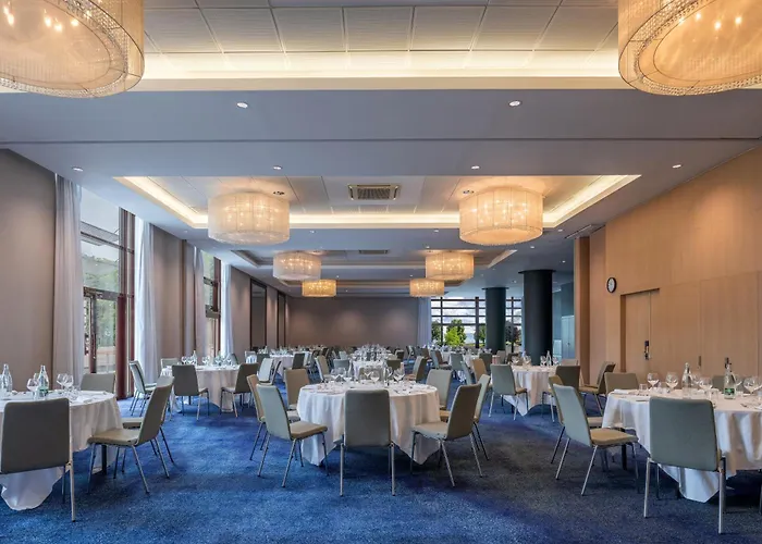 Hilton Les Bains Отель Эвиан-ле-Бен