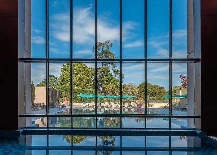 Hotel Hilton Les Bains 4*